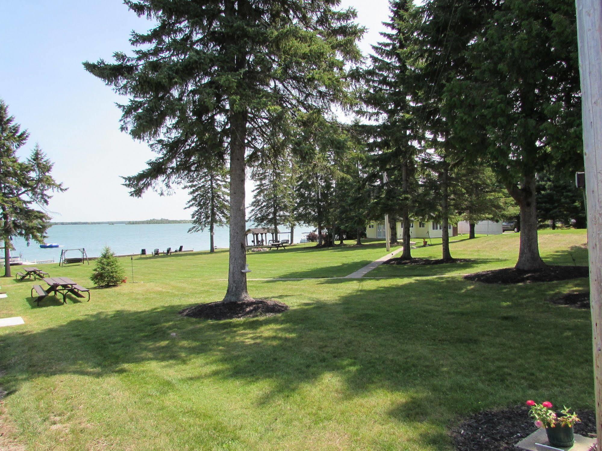Grand Lake Resort Presque Isle Exteriör bild